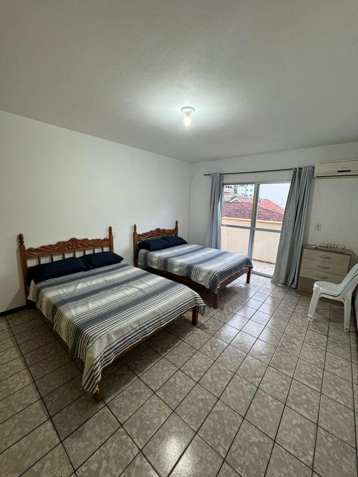 Apartamento Amplo Em